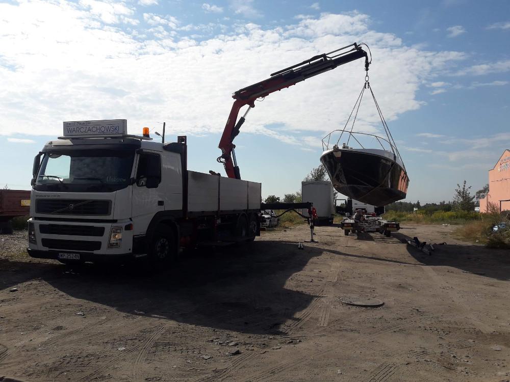 Volvo + FASSI 270